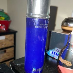 La prairie essence in lotion full size 5 Oz 90% left